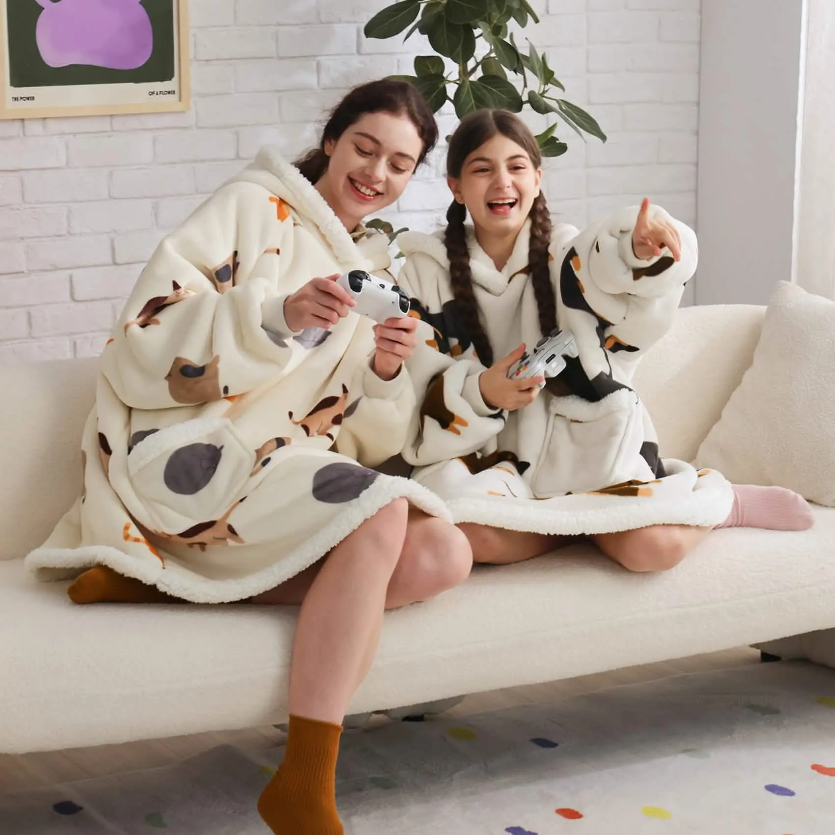 Bedsure Cute Printed Patterns Sherpa Blanket Hoodie Grey