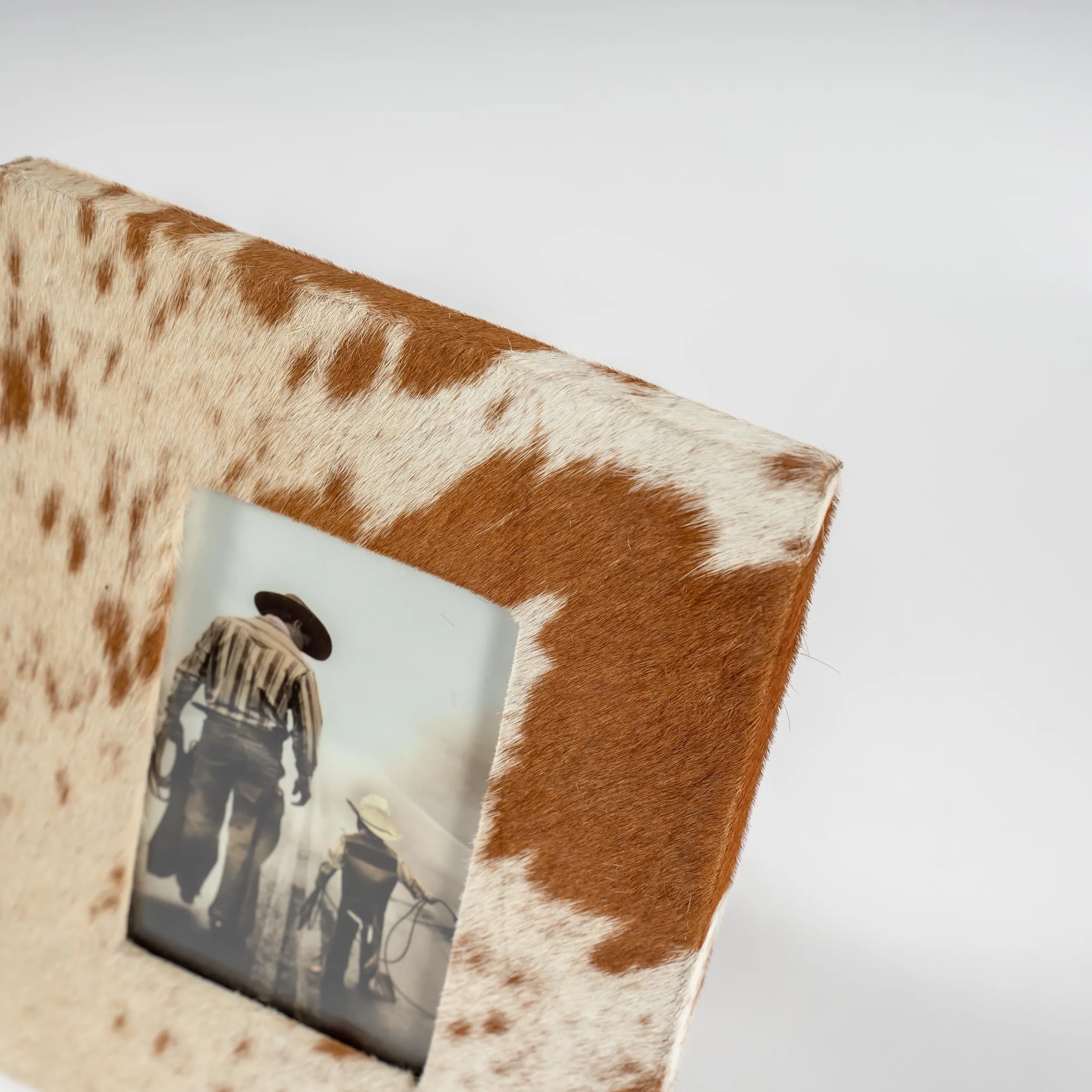 Cowhide Picture Frame (Brown)