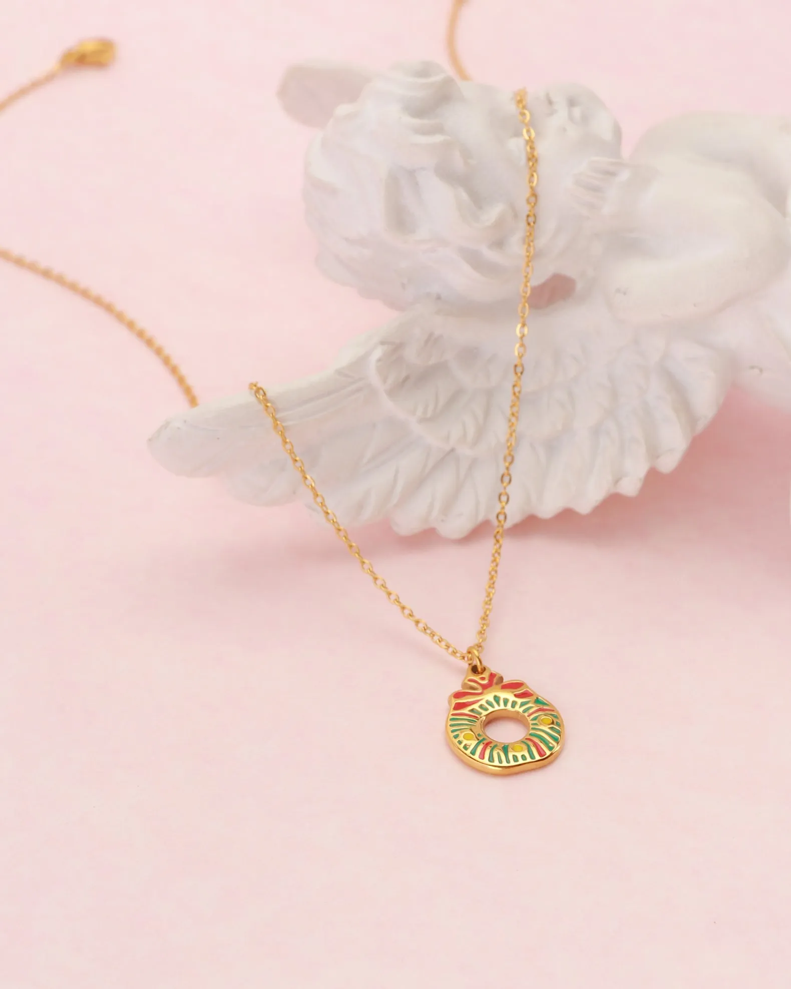 Jolly Gold Christmas Wreath Pendant Necklace