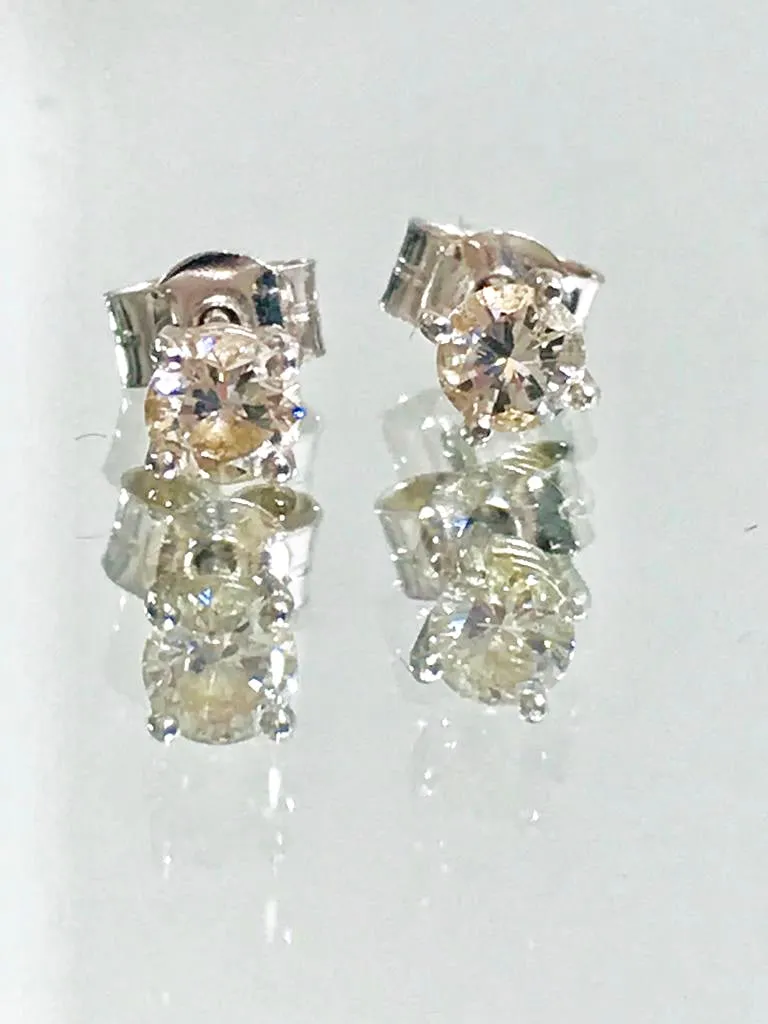 Platinum Diamond Solitiare Earrings