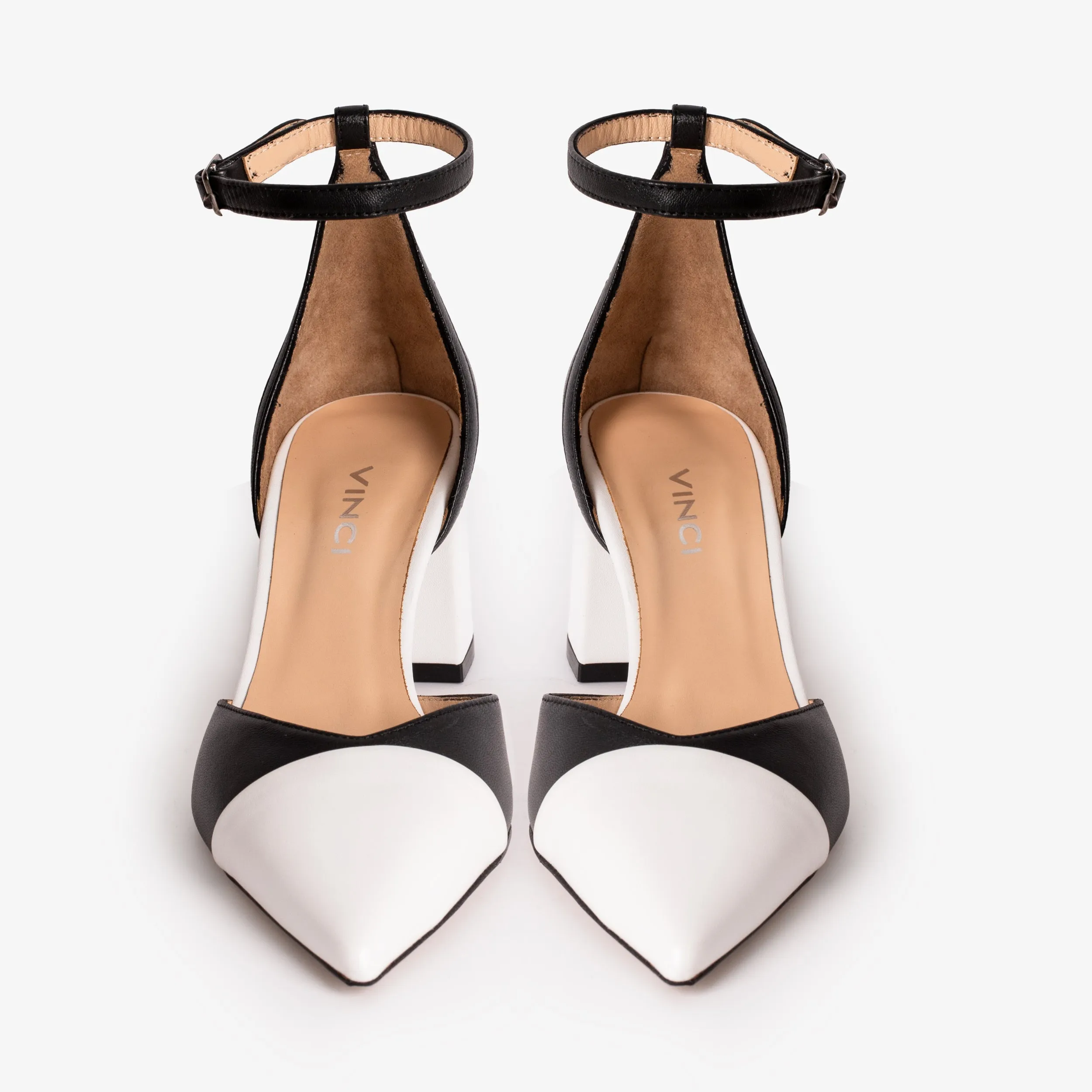 The Noella Black Leather Sandal Women Shoe